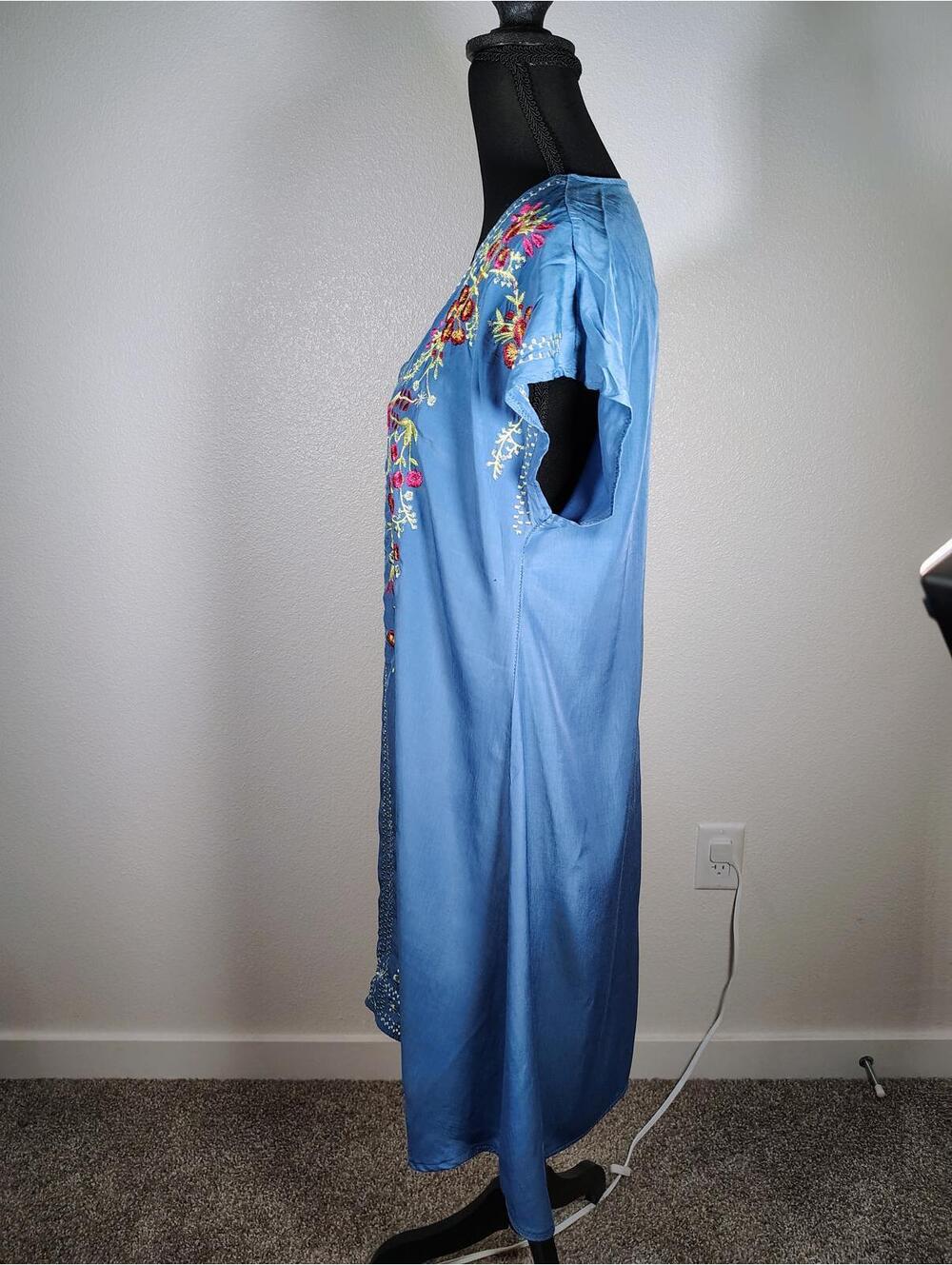 MISSLOOK Sleeveless Floral Embroidery Boho Blue Dress Size M Spring Ethnic Beach - Picture 4 of 9